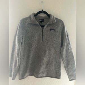 Patagonia like new women’s sweatshirt
